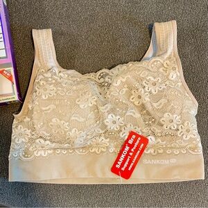 NWT Sankom support and posture bra size L/XL